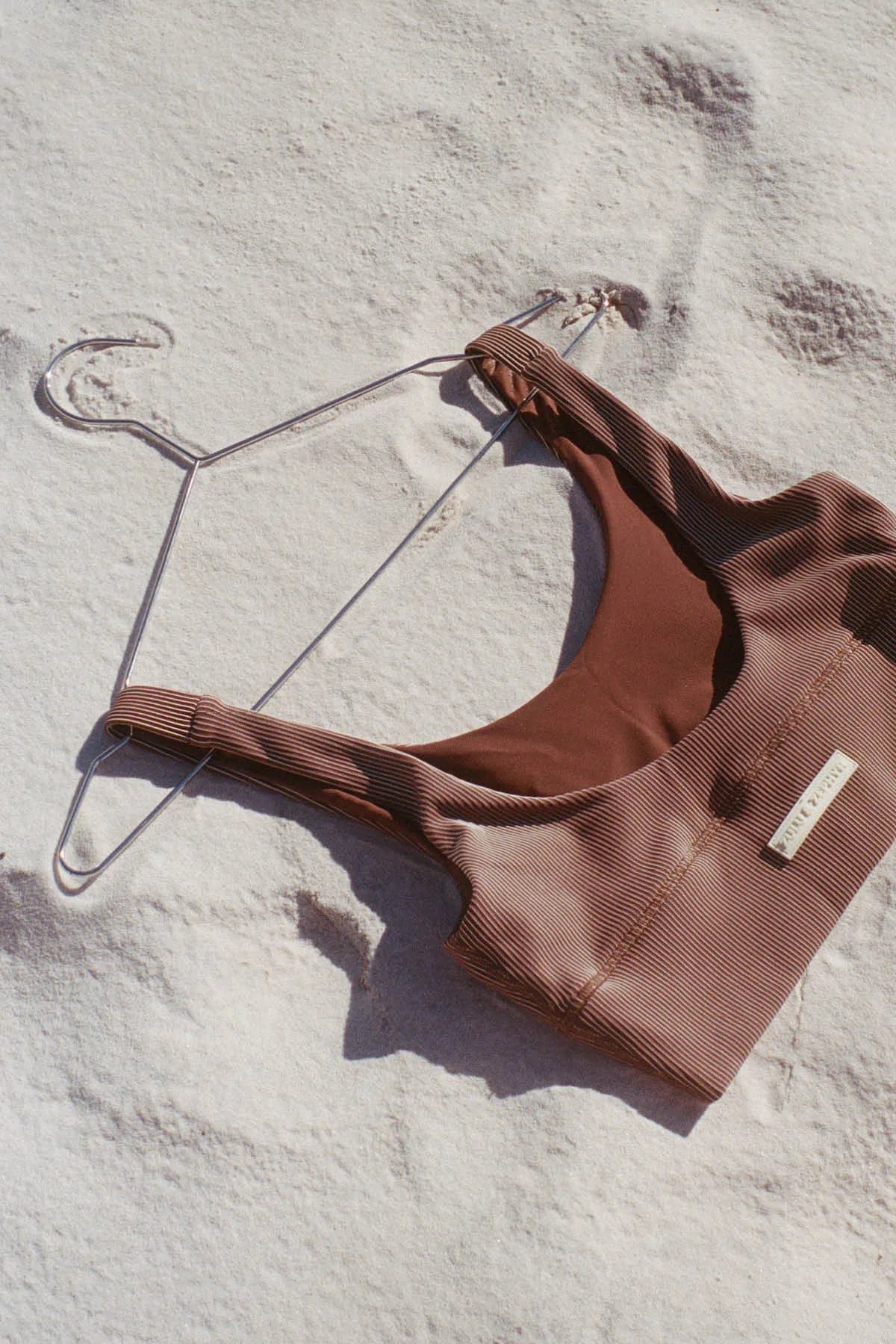 CHOCOLATE STRIPE RIB TOP